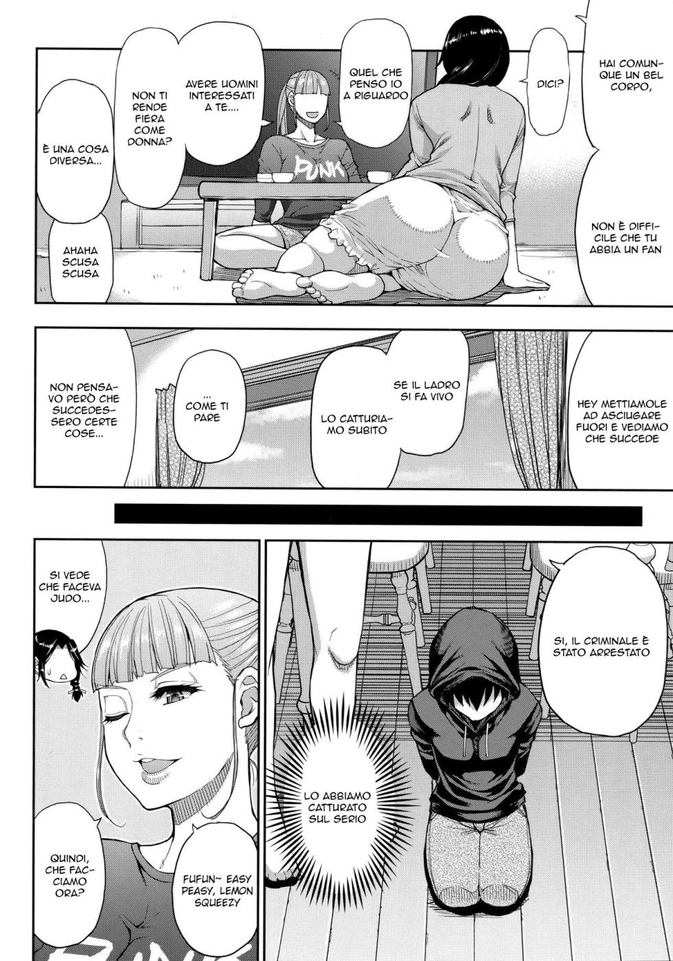 [Shunjou Shuusuke] Hitozuma Futari to Shitagi Doro | Ladro Di Mutande (Onegai, Sukoshi Yasumasete... ~Karada Torokeru Sex no Ato ni~) [Italian] - Page 10