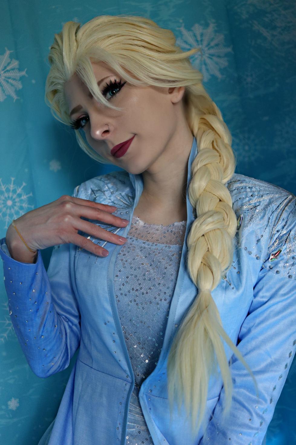 Frailu - Princess Elsa (Frozen) - Page 1