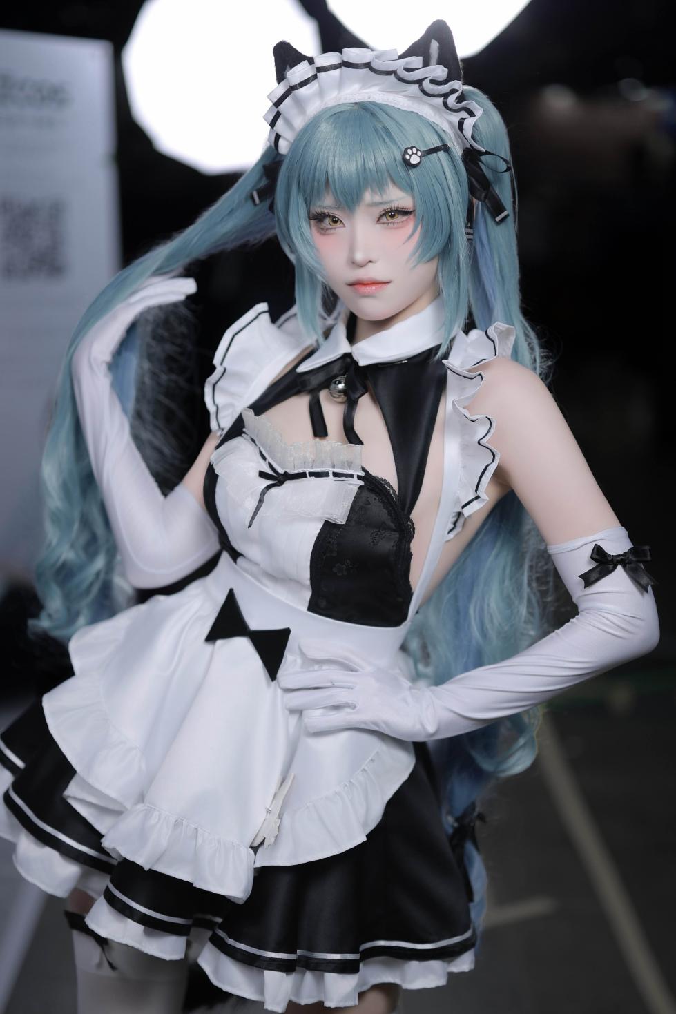 siru(@siru_0207) - Privaty : Unkind Maid - Page 1