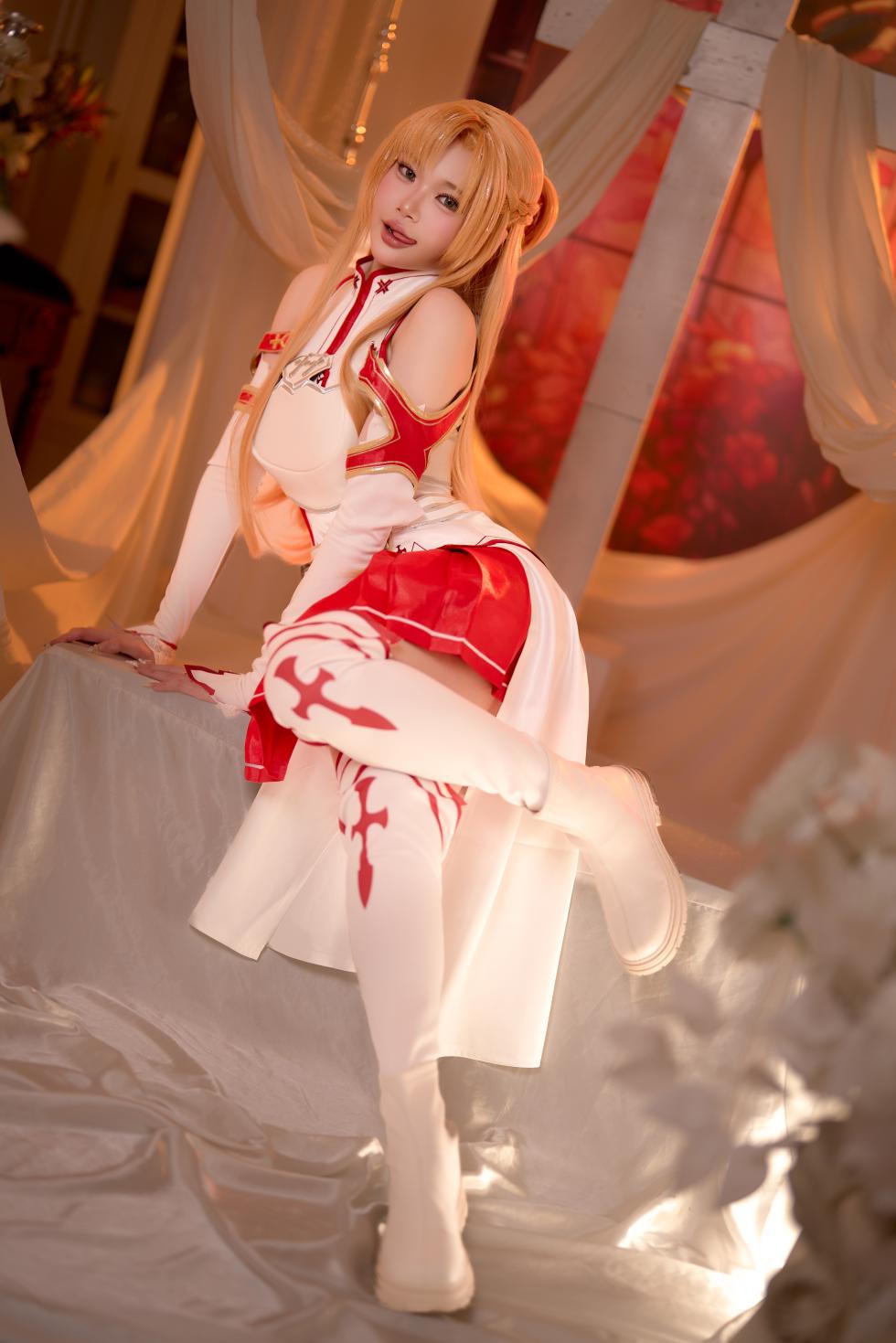 Zinieq - Yuuki Asuna - Page 9