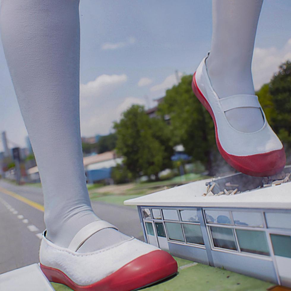Japanese giantess redux - Page 17