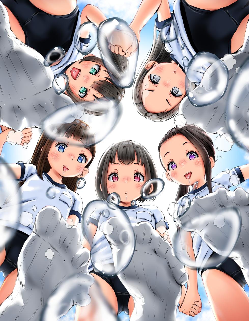 [ひ~げぇぽん] 運動した後のひよこちゃん達に囲まれて踏まれて弄ばれたいだけの画です。(*‘ω‘ *)その代わりひよこちゃん以外に踏まれたらめちゃくちゃ怒ります！性癖とはそういうものなのです( ＾ω＾ ) (2026-10-15 Pixiv Fanbox) - Page 4